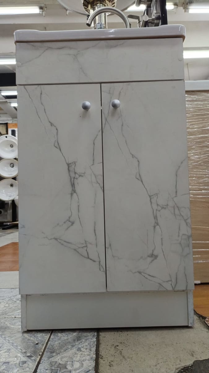 OFERTA CONJUNTO VANITORIO 50CM + ONE PIECE 62