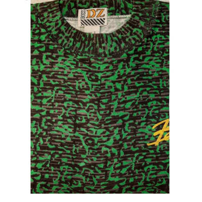 Polera Estampada M/C BZ-1 T-M Verde3