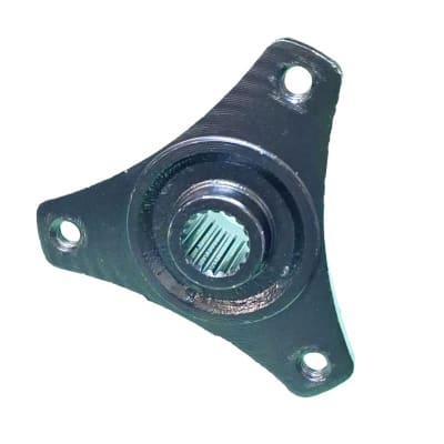 Maza 3P78mm Eje DI-16-18mm 17T Triángulo Negro5