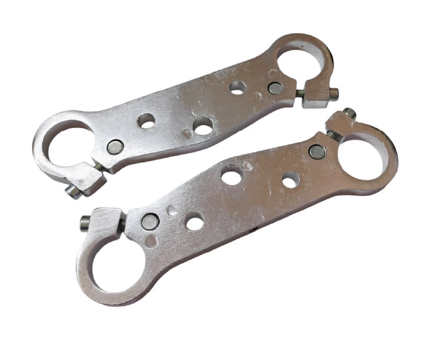 Abrazadera de Arbol Triple de Horquilla Trasera 49cc Par8