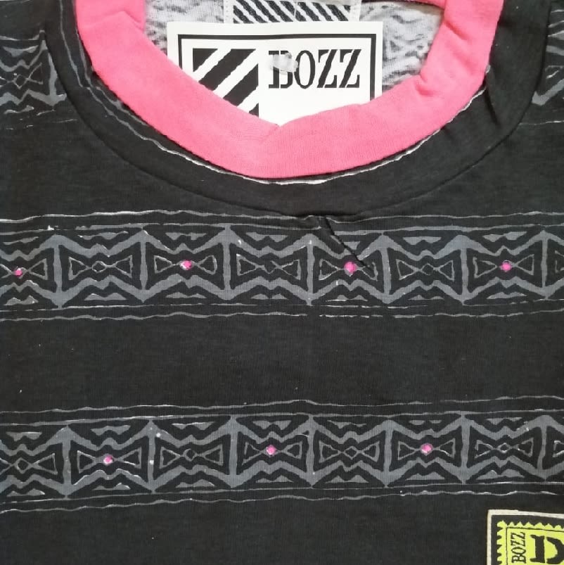Polera Estampada M/C BZ-6 CU T-M Negro 0