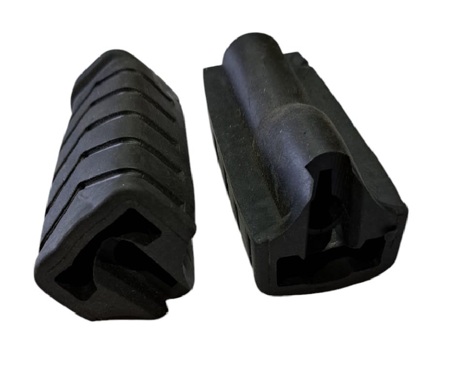 Par Pedales Apoya Pies Delanteros Goma CD1102