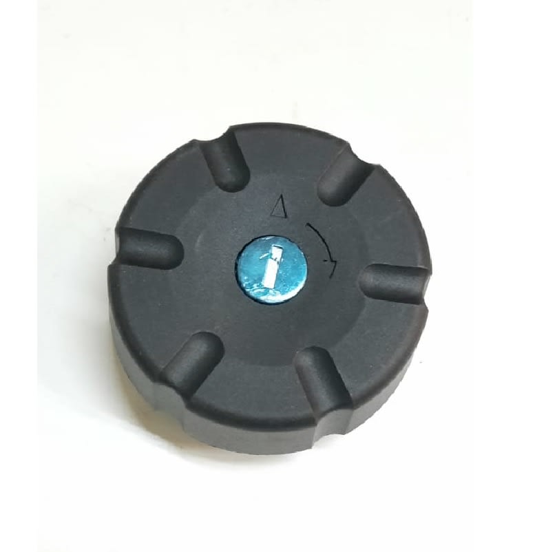 Tapa Estanque Bencina c/Llave C 32