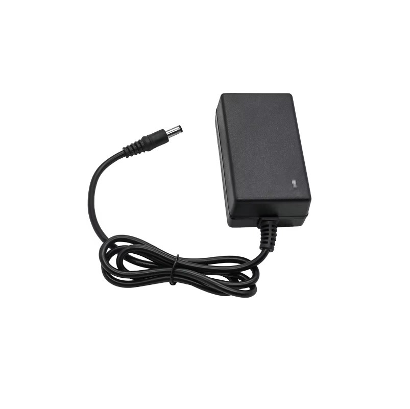 Transformador Adaptador AC/DC Input: 110-240v Output: 24v 2A Mod. 24201