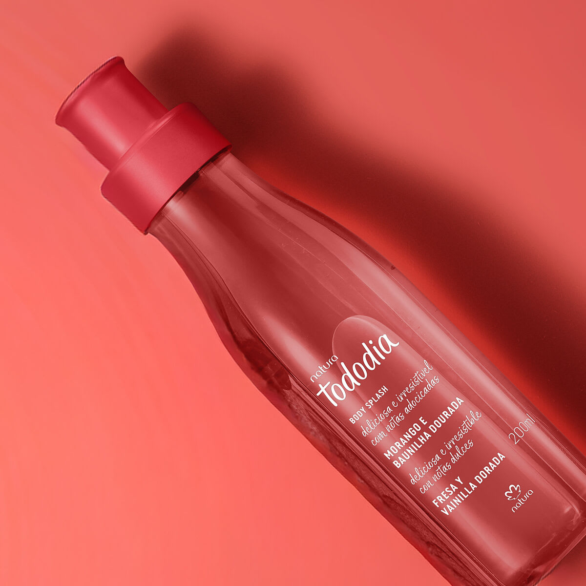 BODY SPLASH FRESA Y VAINILLA DORADA 200 ML2