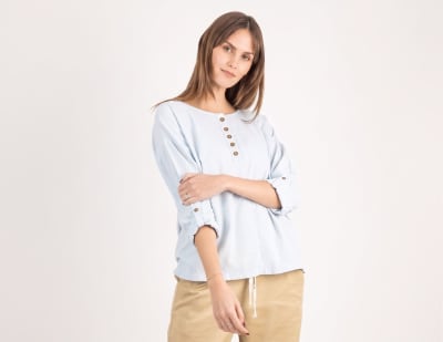 Blusa de Algodón Fátima manga tres cuartos mujer celeste1