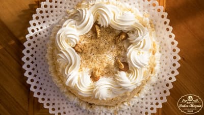 Torta Mil Hojas Manjar Chantilly Nuez Sin Azúcar