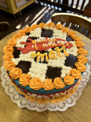 Torta Temática Hot Wheels