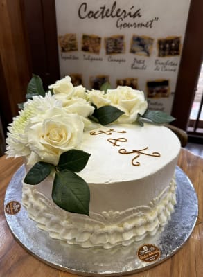 Torta Novios Rosas Blancas