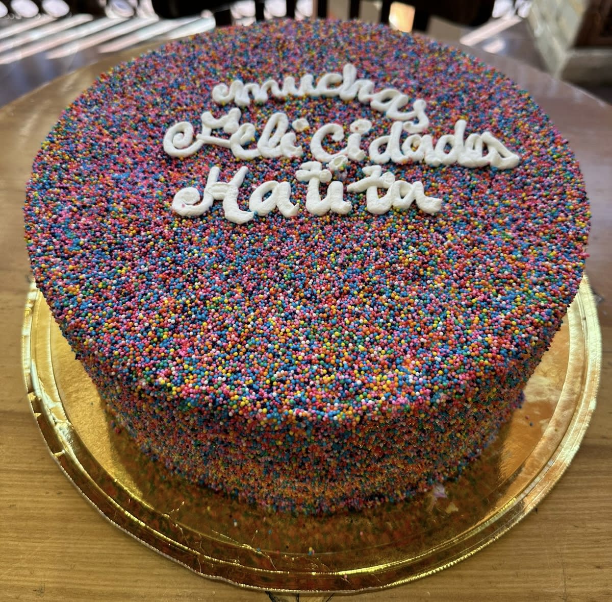Torta Temática Chispitas de Colores1