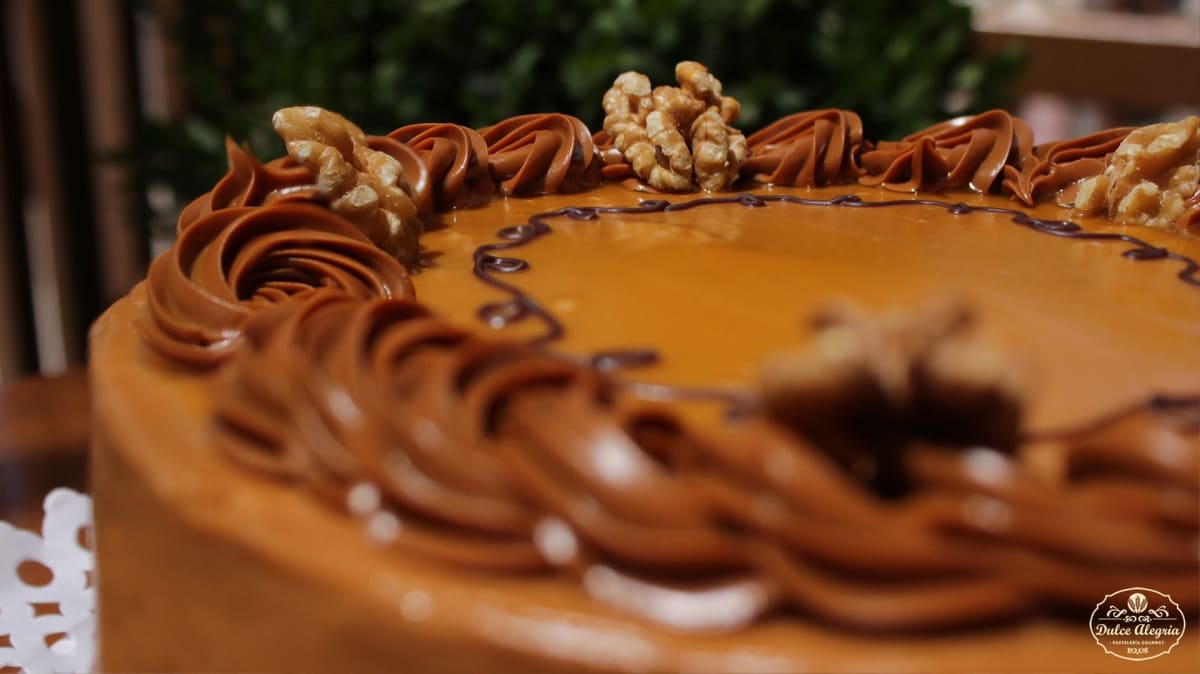 Torta Panqueque Manjar Lúcuma Nuez3