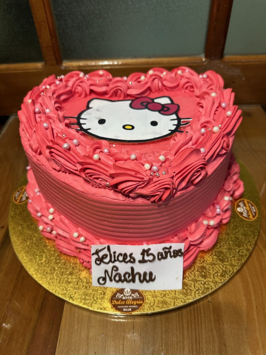 Torta Temática Kitty1