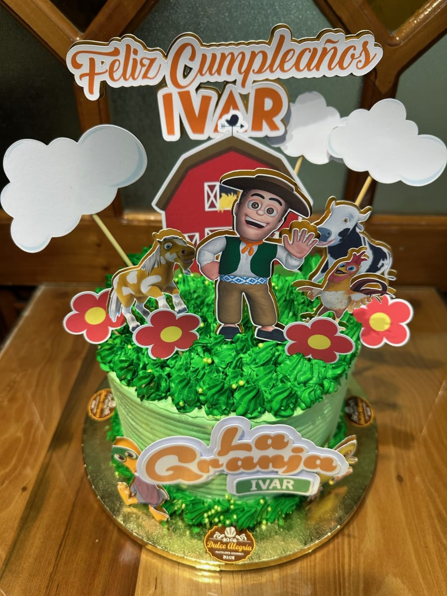 Tortas temática la granja de Zenón2