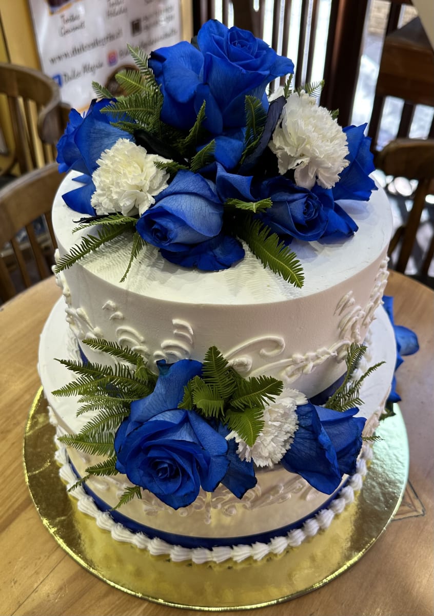 Torta Novios Rosas Azul2