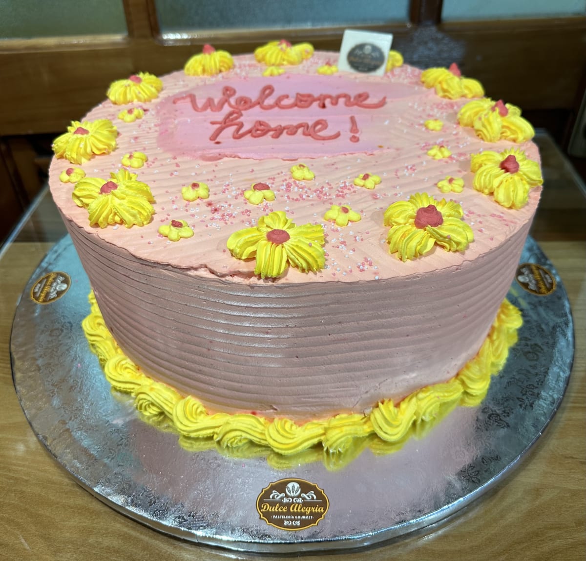 Torta Temática Flores Amarillas1