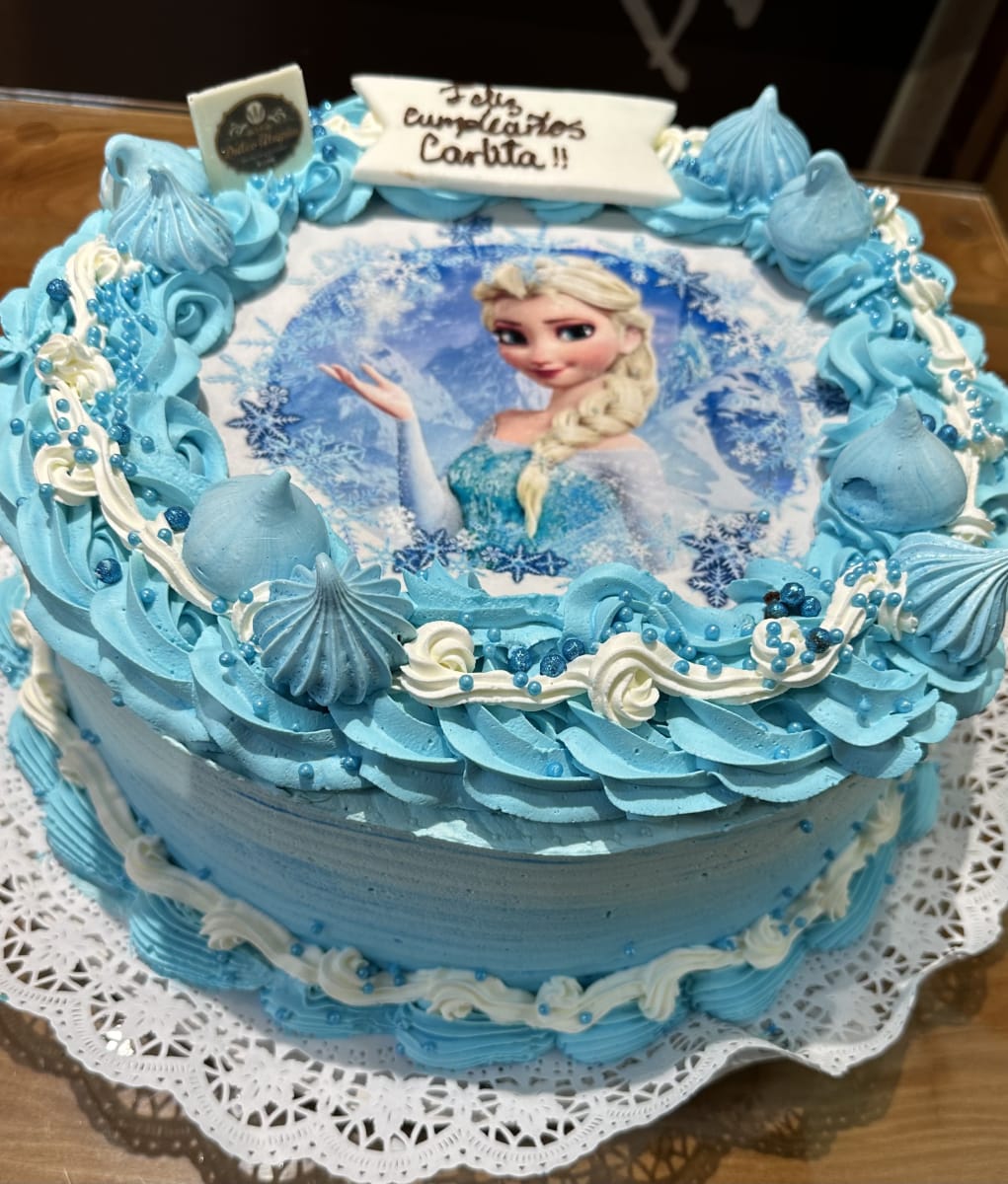 Torta Temática Frozen1
