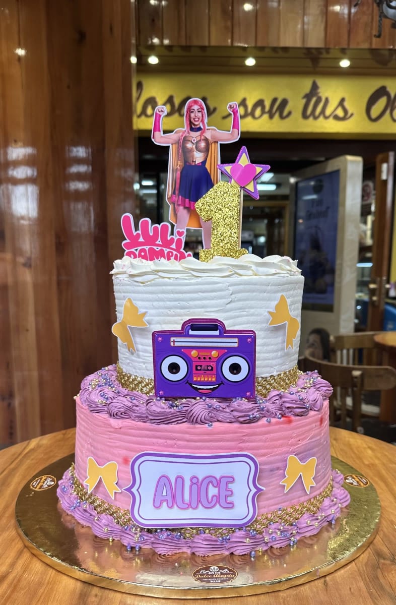 Torta Temática Luli Pampín1