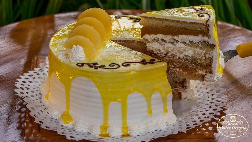 Torta Bizcocho Piña 2