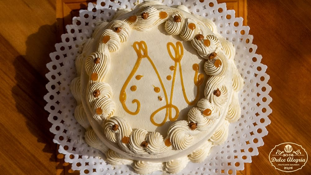 Torta Bizcocho Lúcuma Manjar Nuez1