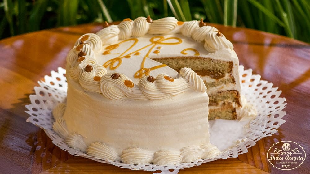 Torta Bizcocho Lúcuma Manjar Nuez3