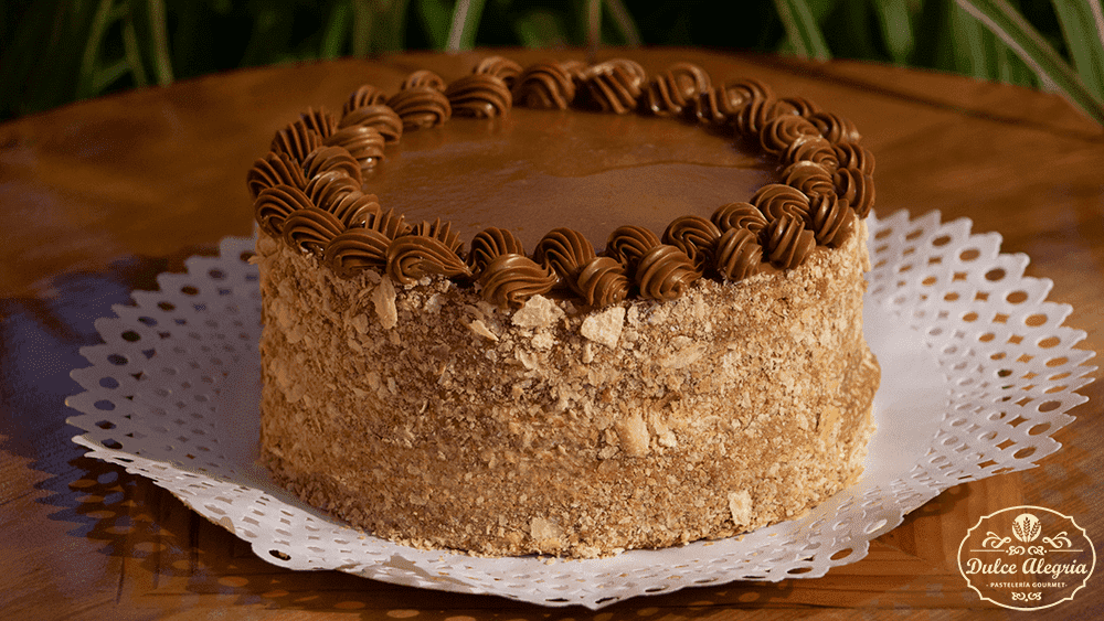 Torta Mil Hojas Manjar Lúcuma2