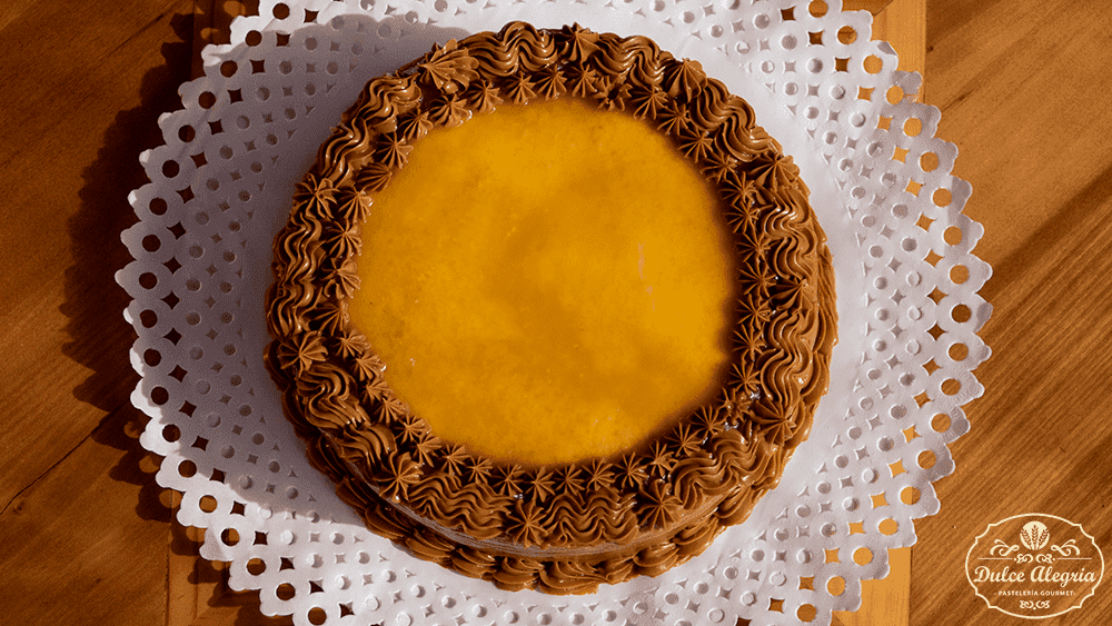 Torta Panqueque Manjar Lúcuma Almendra1