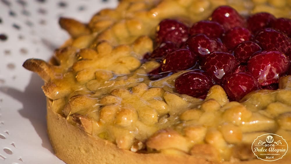 Kuchen Horneado Familiar Frutos del Bosque1