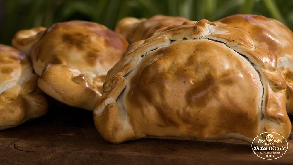 Empanada Camarón Queso2