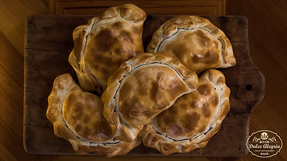 Empanada Camarón Queso3