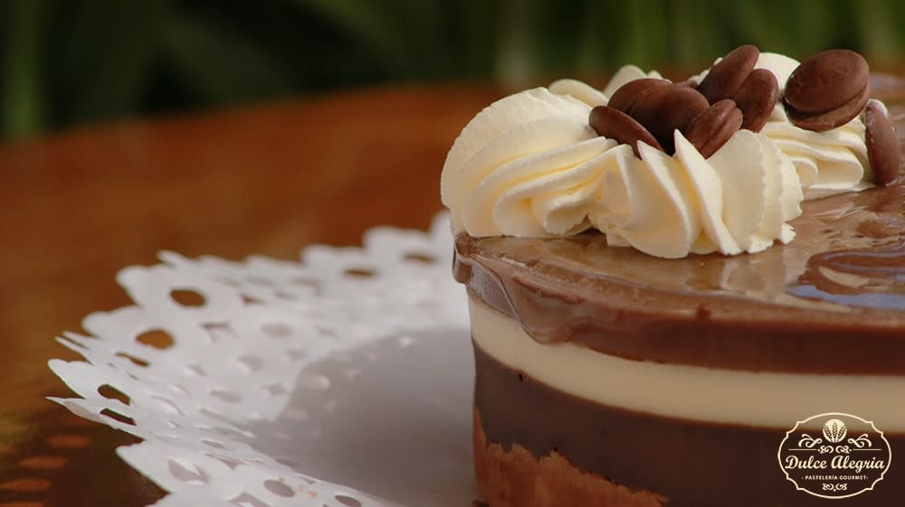 Postre Gourmet Mousse Tres Chocolates1