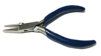 Alicate Punta Plana y Redonda 130mm (Unidad)1