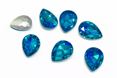 Vidrio Gota Facetado Blue Satín 18x13x6mm (Unidad)