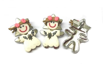 Colgante Niña Polymerclay Café (Unidad)