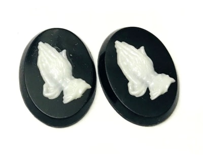 Camafeo Acrílico Manos Blanco-Negro 25x18mm (Un)