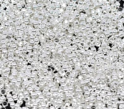 Apretador Plateado Redondo 2x2mm (5 gramos)