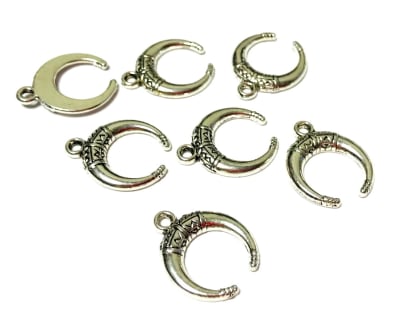 Colgante Plateado Luna Invertida 15mm (10 Unidades)1