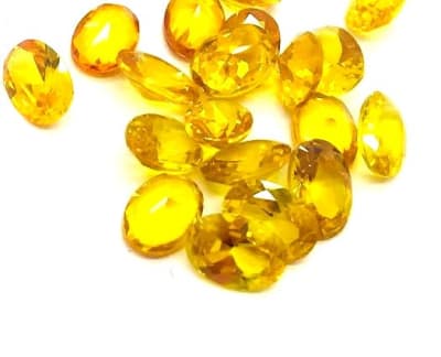 6x4mm Topacio Sintético Gold Oval (Un)