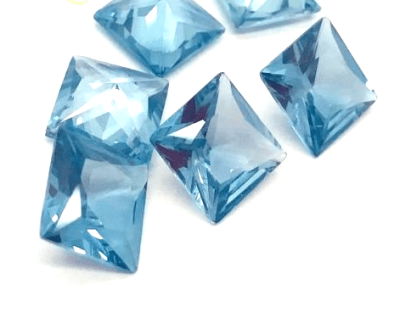 7x7mm Agua Marina Sintética Cuadrada (Un)