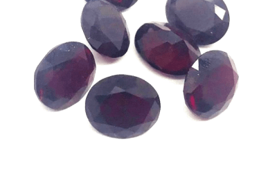 9x7mm Granate Oscuro Glass Oval (Un)