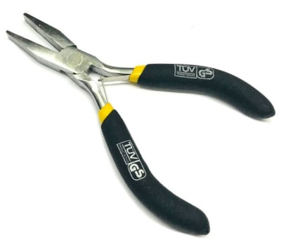 Alicate Punta Plana No Dentado Uyustool (Un)
