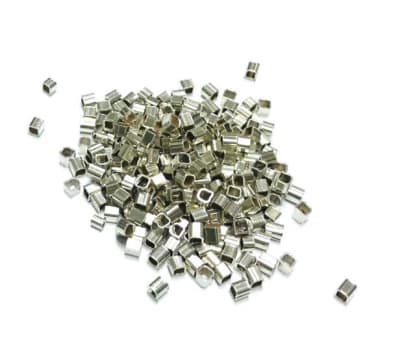 Mostacilla Plata Cuadrada 2x2mm Nacional (1 Gramo)