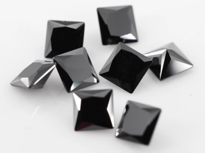 10x10mm Onix Cuadrado (Un)