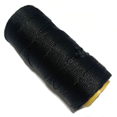 Hilo Macrame 100% Poliester Negro  (Rollo 50 Gramos)2