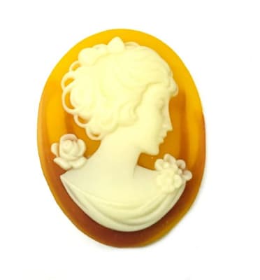 Camafeo Acrílico Mujer Simil Ambar 40x30mm (Un)