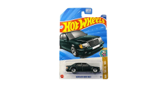 Mercedes-Benz 500 E HW '70S vs '90 3/10 - Hotwheels Basico