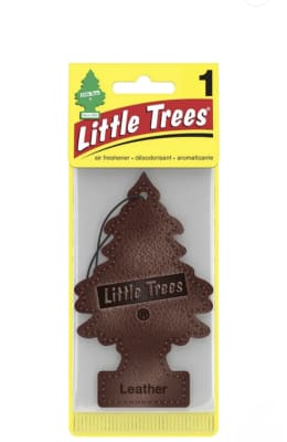 LITTLE TREES PINO CUERO1