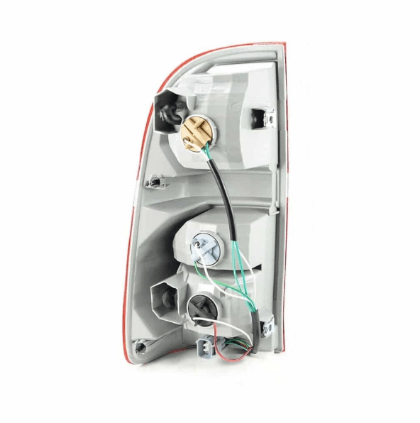 FAROL FOCO TRASERO DERECHO HILUX 2012 A 20153