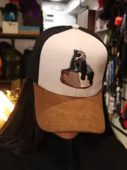 GORRO MARCA DUVAL ESTAMPADO OSO DE ANTEOJOS COLOR BEIGE/MARRON/NEGRO