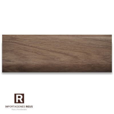 Nariz de grada  COFFEE 2.40 mts. $7.990