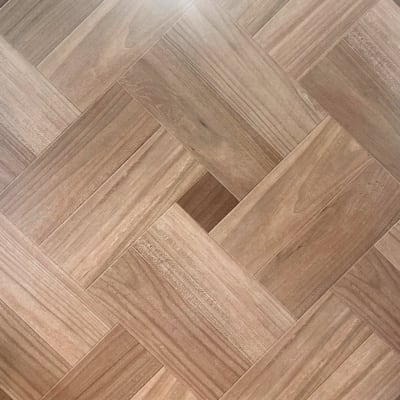 CERÁMICA 56X56cm $6.990xm² - ALERCE1